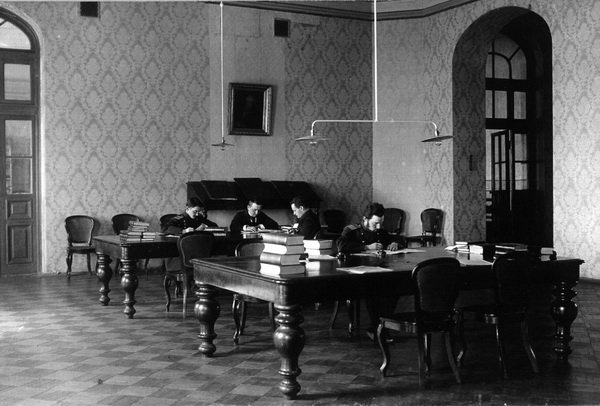 Читальный зал, 1900-е гг.